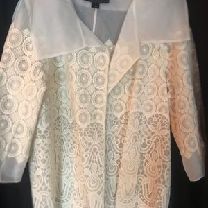 St John cream 100% silk jacket. Gently used. Size 10